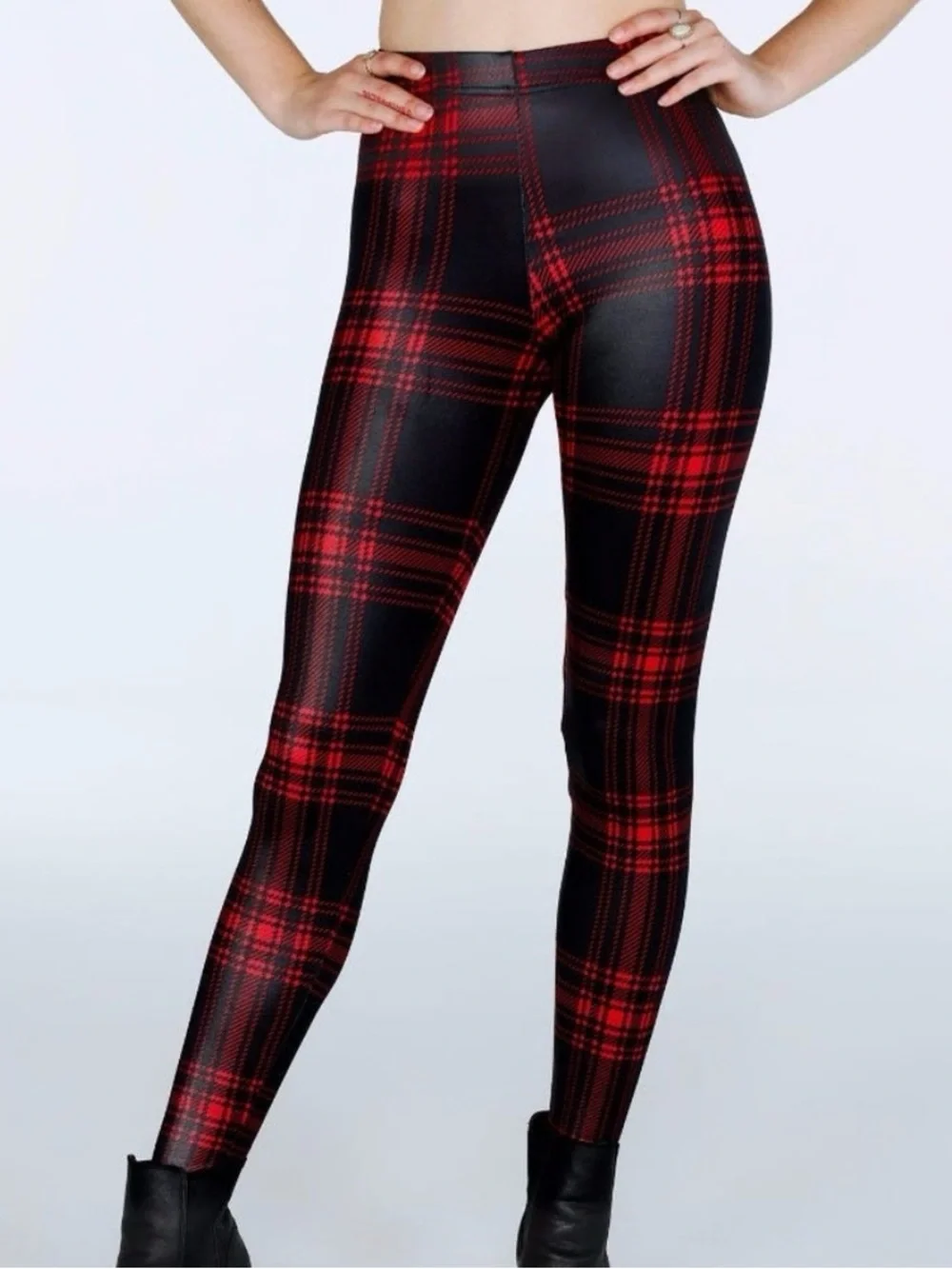 Blackmilk Red and Black Wet-look Tartan Leggings sz XL - Picture 1 of 3